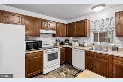 16 Andover Court, Southampton, NJ 08088 - Photo 12