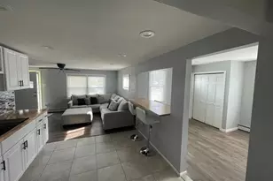 221 County Ave, Maple Shade, NJ 08052 - Photo 8
