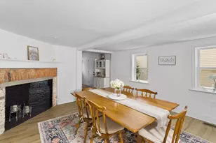 16 E Burlington St, Bordentown, NJ 08505 - Photo 4