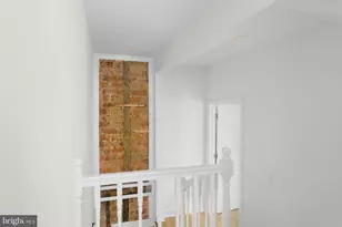 16 E Burlington St, Bordentown, NJ 08505 - Photo 8