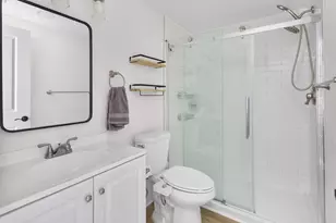 16 E Burlington St, Bordentown, NJ 08505 - Photo 10