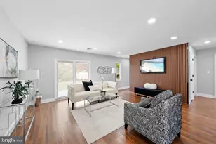37 Blackwell Ln, Willingboro, NJ 08046 - Photo 2
