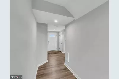 1 Wendowski Street, Beverly, NJ 08010 - Photo 4