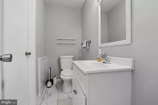 23 W Bluebell Ln, Mount Laurel, NJ 08054 - Photo 26