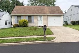 15 Gramercy Pl, Southampton, NJ 08088 - Photo 2