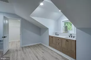 2004 Beverly Rd, Burlington, NJ 08016 - Photo 32