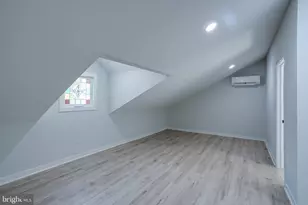 2004 Beverly Rd, Burlington, NJ 08016 - Photo 36