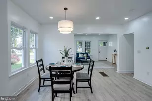 2004 Beverly Rd, Burlington, NJ 08016 - Photo 8