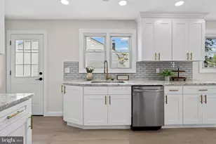 901 Shadeland Ave, Burlington, NJ 08016 - Photo 10