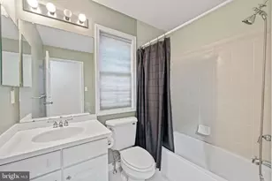 33 Farmington Ct, Bordentown, NJ 08505 - Photo 26