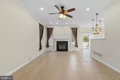 33 Farmington Court, Bordentown, NJ 08505 - Photo 4