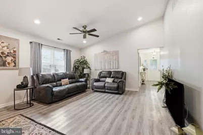 307 Hilltop Ln E, Mansfield Township, NJ 08022 - Photo 6