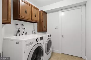 34 W 8th St, Burlington, NJ 08016 - Photo 26