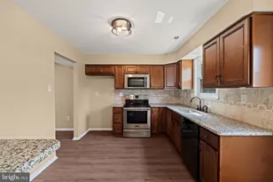 144 Calderwood Ln, Mount Laurel, NJ 08054 - Photo 12
