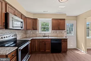 144 Calderwood Ln, Mount Laurel, NJ 08054 - Photo 10