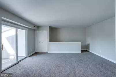 275 Green Street #4G7, Edgewater Park, NJ 08010 - Photo 4