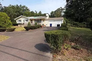 635 Lakehurst Rd, Browns Mills, NJ 08015 - Photo 2