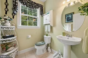 1 Rolling Glen Ct, Mount Laurel, NJ 08054 - Photo 18