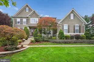 1 Rolling Glen Ct, Mount Laurel, NJ 08054 - Photo 1