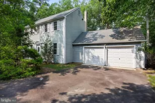 4 Arrow Wood Mews, Medford, NJ 08055 - Photo 2