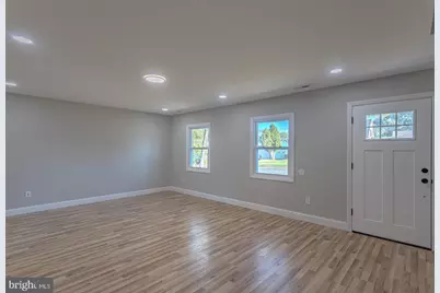 39 Middleton Lane, Willingboro, NJ 08046 - Photo 2