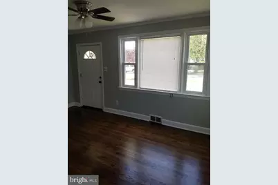 215 W 3rd Street, Palmyra, NJ 08065 - Photo 4