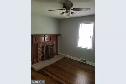 215 W 3rd Street, Palmyra, NJ 08065 - Photo 10