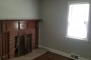 215 W 3rd St, Palmyra, NJ 08065 - Photo 10