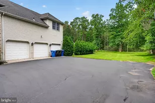 8 Eton Ln, Medford, NJ 08055 - Photo 4