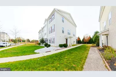 33 Mountie Lane, Chesterfield Township, NJ 08515 - Photo 2