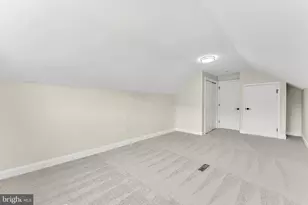 19 Kingsbridge Dr, Burlington, NJ 08016 - Photo 36