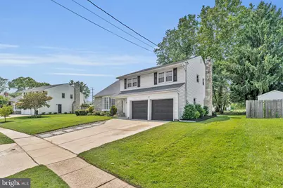 19 Kingsbridge Drive, Burlington, NJ 08016 - Photo 2