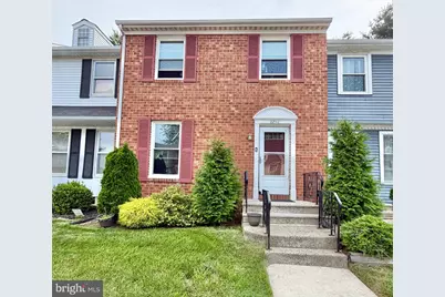 42 Carriage Stop Place, Florence, NJ 08518 - Photo 1