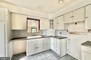 88 Groveville Rd, Trenton, NJ 08620 - Photo 10