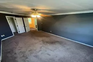 70 Amherst Dr, Burlington, NJ 08016 - Photo 8