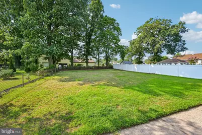 712 E Woodlawn Avenue, Maple Shade, NJ 08052 - Photo 8