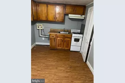27 Pine Street #4, Mount Holly, NJ 08060 - Photo 2