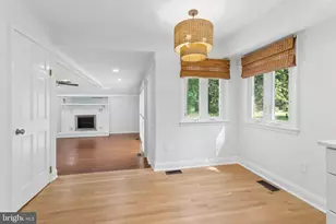 306 Candlewood Ln, Mount Laurel, NJ 08054 - Photo 10