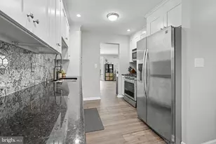 4 Fairfax Ct, Bordentown, NJ 08505 - Photo 10