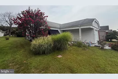 42 New Castle Drive, Southampton, NJ 08088 - Photo 2