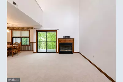 19 Summit Court, Marlton, NJ 08053 - Photo 2