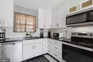 16 Terrell Ln, Willingboro, NJ 08046 - Photo 10