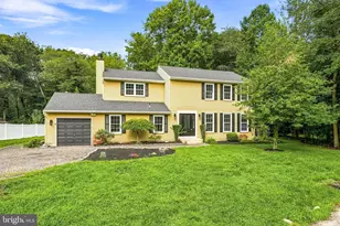 12 Halifax Ct, Marlton, NJ 08053 - Photo 1