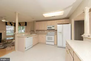4 Clifford Dr, Mount Laurel, NJ 08054 - Photo 12