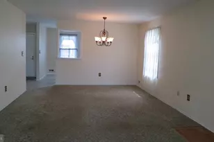 17 Meadowwood Ct, Mansfield Township, NJ 08022 - Photo 10