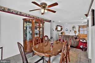 92 Tallwood Ln, Willingboro, NJ 08046 - Photo 8
