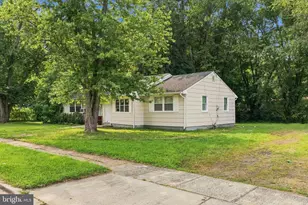 189 Norcross Ln, Pemberton, NJ 08068 - Photo 2