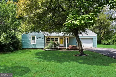 33 Oregon Avenue, Mount Laurel, NJ 08054 - Photo 2