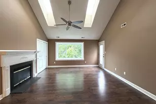 4920B Dunbarton Rd, Mount Laurel, NJ 08054 - Photo 2
