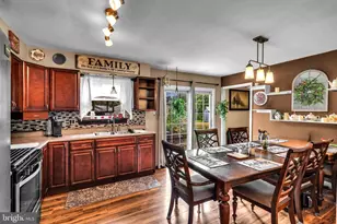 402 Lakeview Blvd, Browns Mills, NJ 08015 - Photo 10